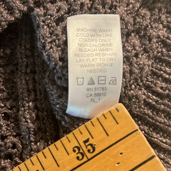 Maurice’s size Lg Knit Sweater in Plum/Purple - Picture 9 of 9